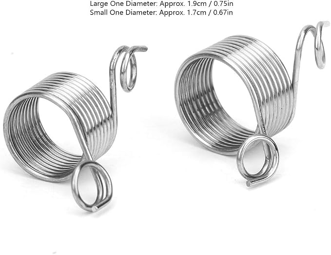 Yarn Guide Knitting Thimble, 2 Piece 2 Size Stainless Steel Coiled Knitting Thimble Finger Ring for Knitting Crafts Accessories Tool