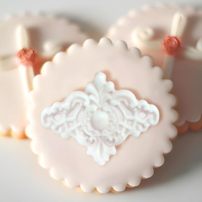 Baroque Style Silicone Molds 2-count Cameo Medallion Escutcheon