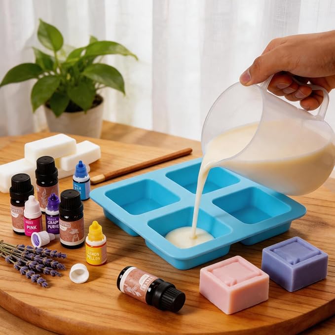 Soap Making Kit for Adults, DIY Soap Making Kit, Melt and Pour Soap Making Supplies, Contains Mould Soap Base Essential Oils Fragrances and Dried Flowers for Beginners and Gift Boxes for Women