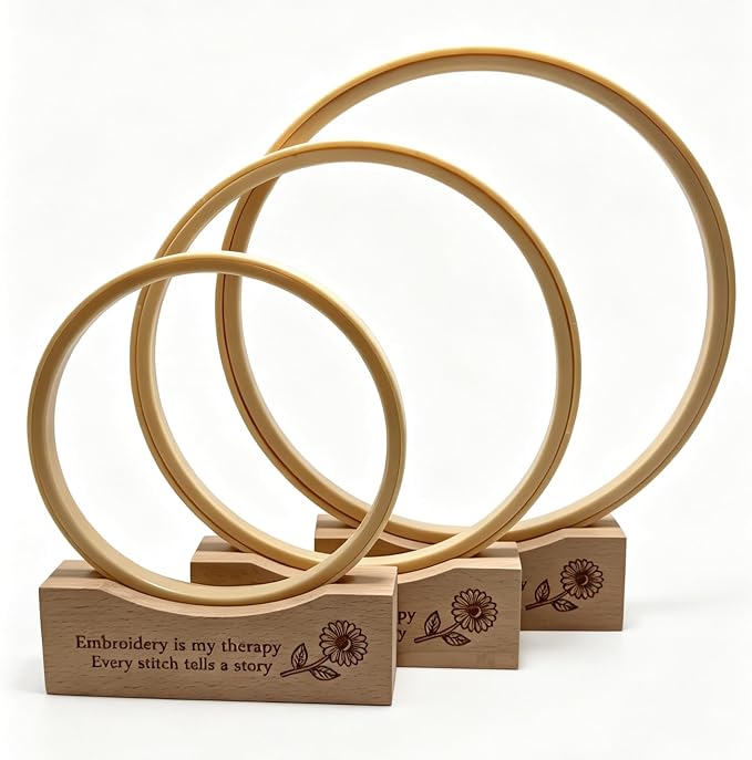 PXIRQ 2-Pack Embroidery Hoop Display Stand – 2‑Tier Grooved Frame Holder Wooden Base for Showcasing Finished Embroidery Art, Cross-Stitch Projects & Needlework, Home Decor & Craft Fairs Accessories