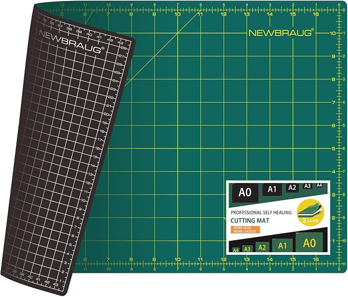 NEWBRAUG 12'' × 18'' Durable Self Healing Cutting Mat, Double Sided 5-Ply PVC Cutting Board, for Quilting, SewingArts, Craft, Fabric & Scrapbooking(Green/Black)
