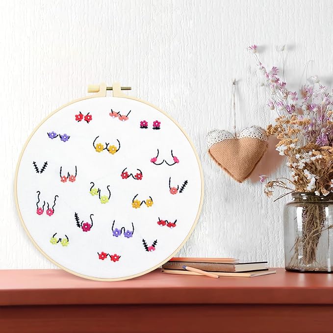 Crafmanoe Flowers Embroidery Kits for Beginners Adults, Hand Embroidery Starters Kits, Stamped Cross Stitch Kits DIY Needlepoint Kits for Beginners Adults, Embroidery Hoop, Thread and Video Tutorial
