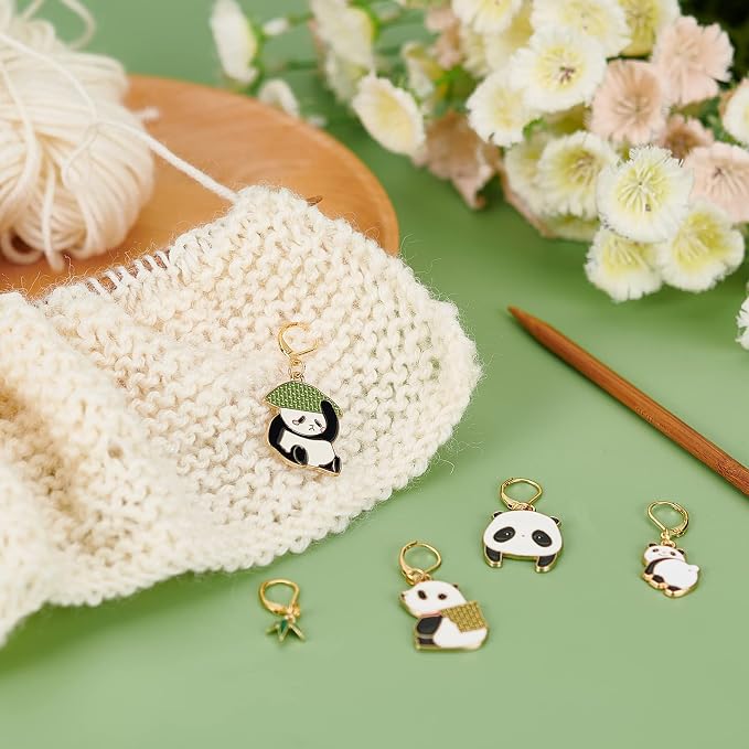 NBEADS 6 Pcs Panda Charm Stitch Markers, 6 Styles Alloy Enamel Crochet Stitch Marker Charms Removable Lobster Clasp Locking for Knitting Weaving Sewing Accessories Handmade Jewelry