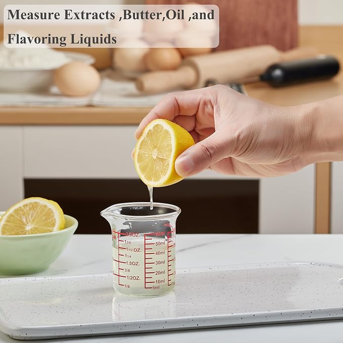 Ackers BORO3.3 2 oz Glass Measuring Cups with V-Shaped Spout, 2 Pack