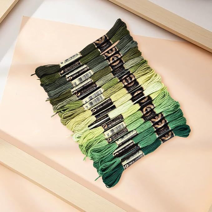 18 Skeins 6 Strands Green Cross Stitch Thread Variegated Gradient Embroidery Floss Polyester Friendship Bracelet String Yarn Threads Bulk for Hand Sewing Bracelets Needlecraft DIY Stitching