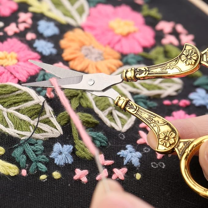 BUTUZE Embroidery Scissors Kit,European Antique Vintage Sewing Kit,Complete Vintage Sewing Tools with Embroidery Scissors,Original Case,Sewing Needle Case,Awl for Sewing,Craft,Needlework