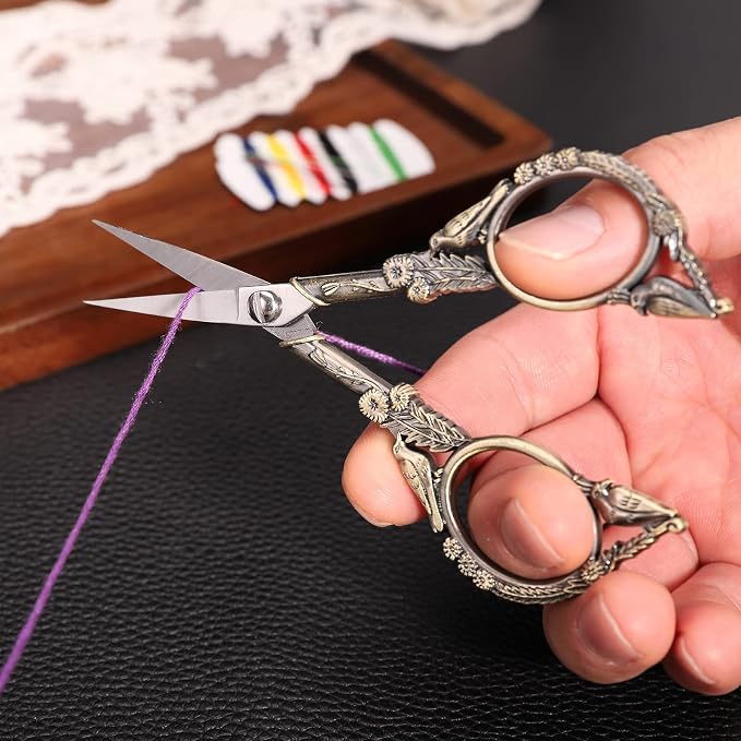 YOUGUOM Small Sewing Scissors, All Purpose Little Shears | Sharp Tip for Craft, Embroidery, Needlework, Artwork, Cross Stitch, Thread, Yarn, Detail Paper Cutting, 4.6in, Mini Bird