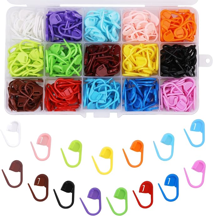 LUNARM 300Pcs Stitch Markers 15 Color Crochet Stitch Markers for Crocheting