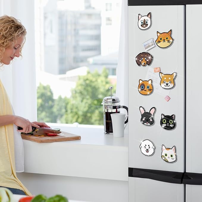 Remuuly 30 Pcs Cat and Dog Diamond Painting Magnets Diamond Art Magnets Kit | Diamond Art Kits for Adult, Refrigerator Magnet, 5D Rhinestone Fridge Magnetic Sticker, Diamond Club Gift, Beginner DIY Craft