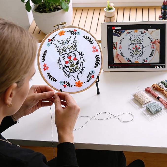 Armindou Hand Embroidery Kits for Beginners Adults, Insect Flowers Embroidery Set Needlepoint Kits, Spider Stamped Cross Stitch Kits for Beginners Adults, 3 Embroidery Hoops (Attached Video Tutorial)