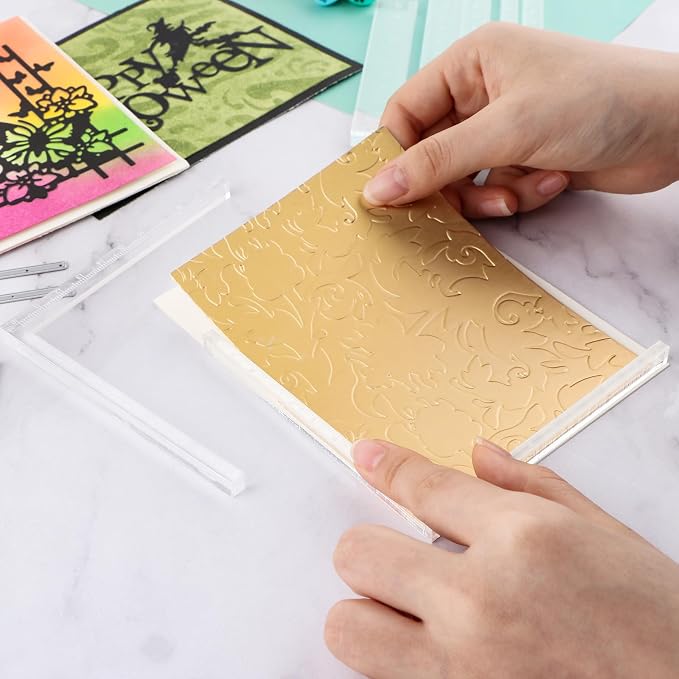BAOFALI 7 Pcs/Set Creative Positioning Pieces Card Corners Helpers Stamping Corners Paper Craft Supplies Scrapbooking Tools for Paper Craft Card Making and Scrapbooking Crafting Tool