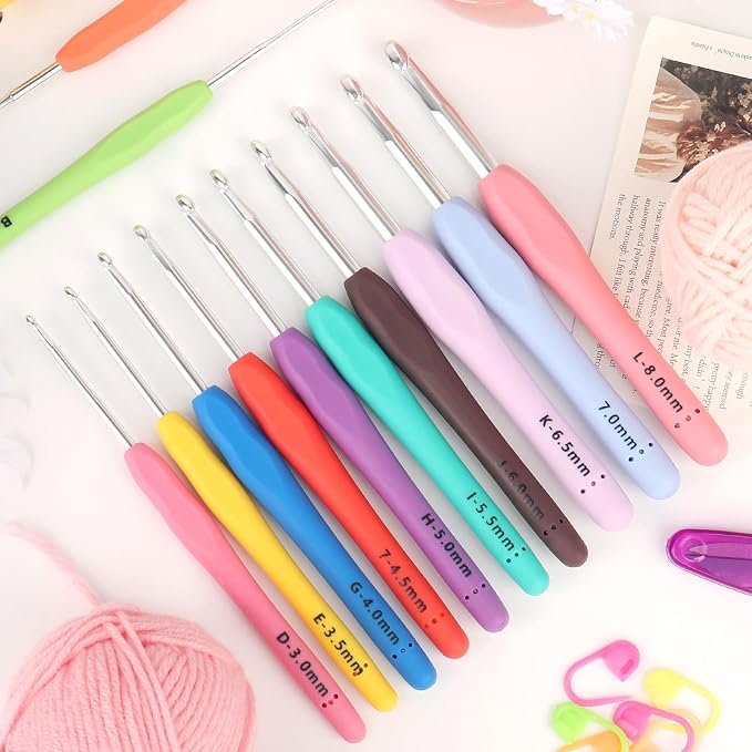 Coopay Crochet Hooks Set with Case, 12 Size Crochet Needles for Crocheting | Smooth & Ergonomic Extra Long Croche Hook for Beginner Adult Arthritic Hands,2mm(B)-8mm(L),Great DIY Craft Christmas Gift