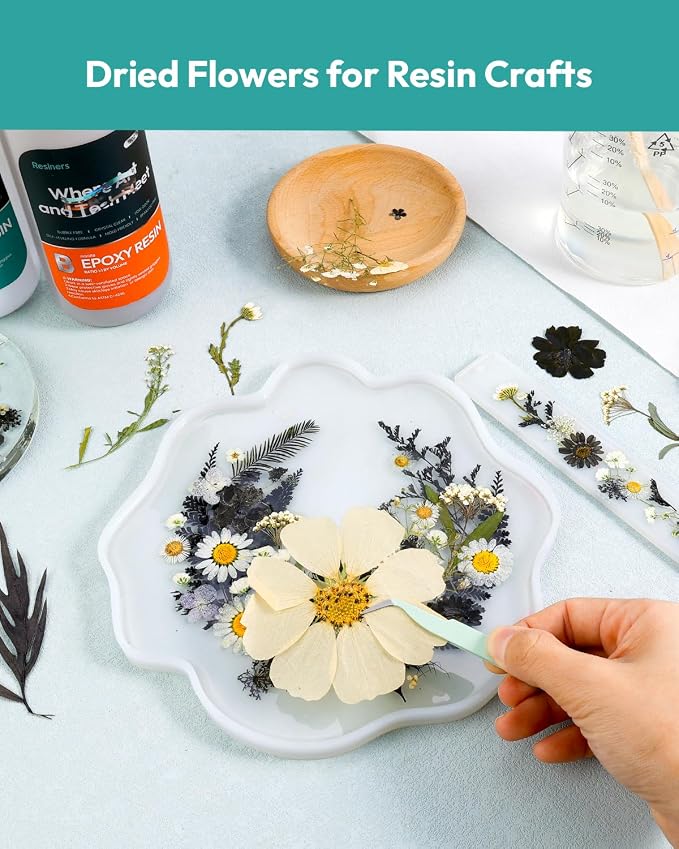 Dried Flowers, Resiners 100Pcs Pressed Flowers for Craft Black Real Natural Dried Flowers Dry Leaves Kit for DIY Making Crafts Resin Soap Candle Scrapbook Supplies Card Making Jewelry