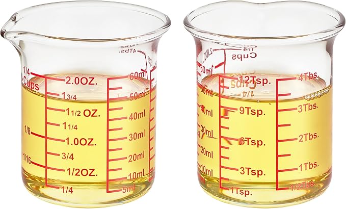 Ackers BORO3.3 2 oz Glass Measuring Cups with V-Shaped Spout, 2 Pack