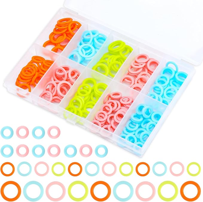 LUNARM Stitch Markers 220pcs Crochet Knitting Stitch Marker Rings S/M/L | Plastic 4 Colors O-Ring Stitch Markers for Crocheting, Storage Box, Stitch Counter for Finer Bulky Yarns Lace Shawls Looms