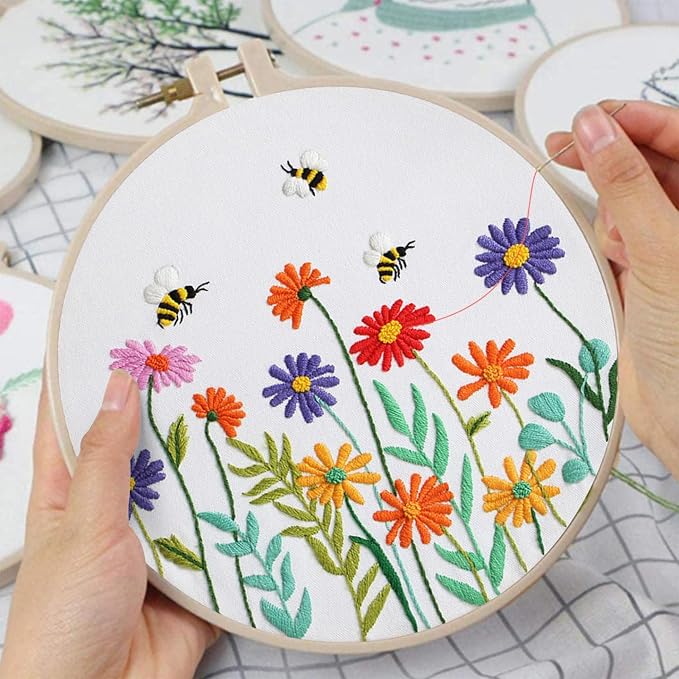Louise Maelys Bee and Flowers Embroidery Kit for Beginners Canvas Tote Bag