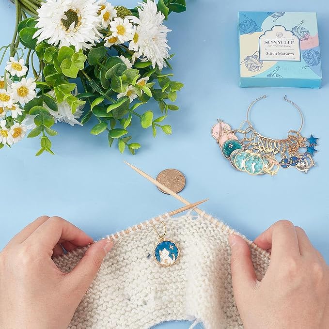 SUNNYCLUE 1 Box 20Pcs Stitch Markers Crochet Stitch Marker Cute Planet Moon Star Enamel Charms Clip On Removable Lobster Clasp Zipper Pull Charm Locking Knitting Markers for Weaving Sewing Quilting