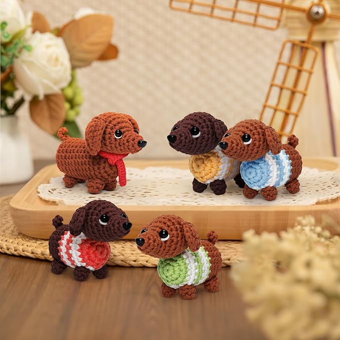 Mewaii Crochet Kit for Beginners, 5 Pack Dachshund Dog Craft Set | 40% Extra Yarn, Video Tutorial, Pre-Started Piece, Beginner Friendly, Family Craft Gift for Adults & Kids