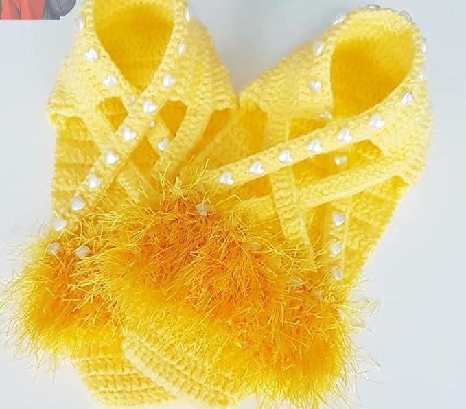 Eyelash Fun Fur Yarn Premium 100% Polyester 164 Yds (150 Mt), 3.53 Oz (100 Gr) Colorful Crochet Yarn Dıy Hand Knitting. (Yellow, 1 Skein)