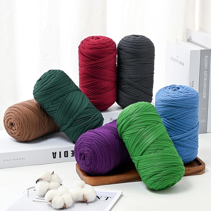 2 Pack Soft Tshirt Crochet Yarn, 800g/228yds High Elastic Hand Knitting Yarns, Thick T Shirt Yarn for Crocheting Bags, Baskets, Cushions, DIY Crafts (Leopard Print + Leopard Print