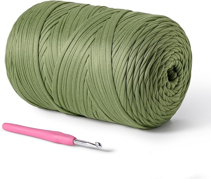 800g T-Shirt Crochet Yarn for Crocheting Crafts/Bags/Basket/Coaster,Hand Knitting Tshirt Yarn for Crochet,228yds T Shirt Yarns with High Elastic Thick Yarns Polyester Fabric（Avocado Green）