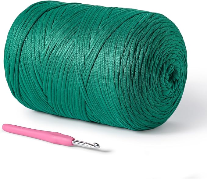 800g T-Shirt Crochet Yarn for Crocheting Crafts/Bags/Basket/Coaster,Hand Knitting Tshirt Yarn for Crochet,228yds T Shirt Yarns with High Elastic Thick Yarns Polyester Fabric（Peacock Green）
