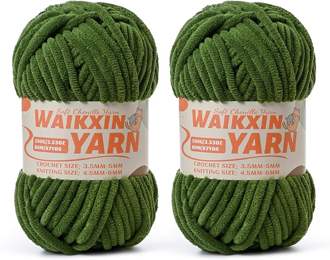（2 Pine Green） 2 Pack Super Soft Fuzzy Chenille Chunky Yarn for Crocheting, 200g (175yds) Fluffy Velvet Yarn for Hand Knitting Baby Blankets Weaving Craft