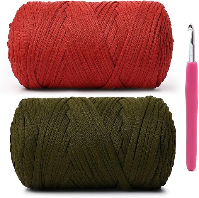 2 Pack Soft Tshirt Crochet Yarn, 800g/228yds High Elastic Hand Knitting Yarns, Thick T Shirt Yarn for Crocheting Bags, Baskets, Cushions, DIY Crafts(Ruby + Mossy Green