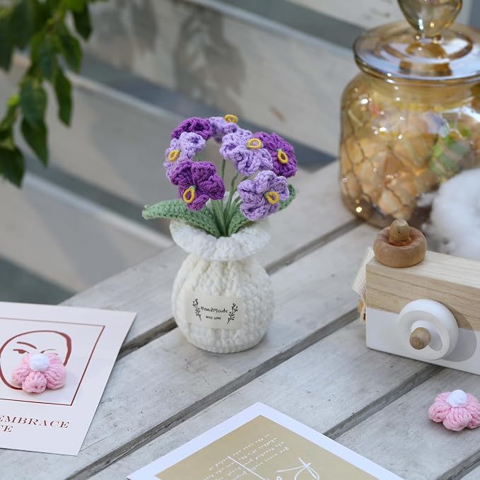 Forget-Me-Not Crochet Flower Potted Plant – Handmade Desk Decor, 7 Bloom Crochet Flowers in Gentle Purple Shades