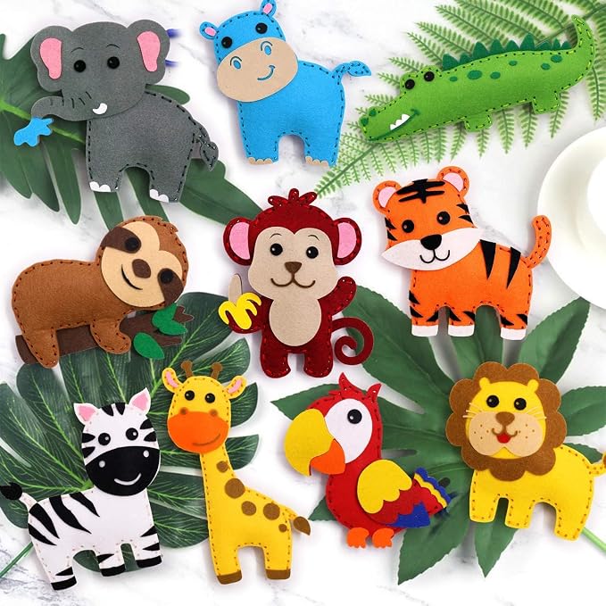 CiyvoLyeen Kids Sewing Kit Crafts - Safari Jungle Animal DIY Felt Crafts for Boys & Girls Art & Craft Set Learn to Sew Toy Animals Gift for Ages 7–12, 10 Cute Projects