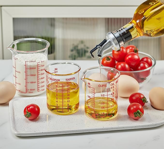Ackers BORO3.3 Glass Measuring Cup, V-Shaped Spout, 150 mL / 5 oz, Single