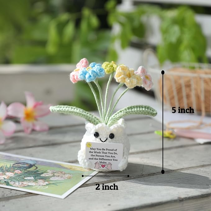 Forget-Me-Not Crochet Flower Pot, Meaningful Gift for Boss & Leaders