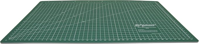ELECTRONIX EXPRESS Self-Healing Cutting Mat 45cm x 30cm (17.71" x 11.81") with Grid Lines 40cm x 25cm, 3mm Thick, Metric Measurements, Angle Guides, Green