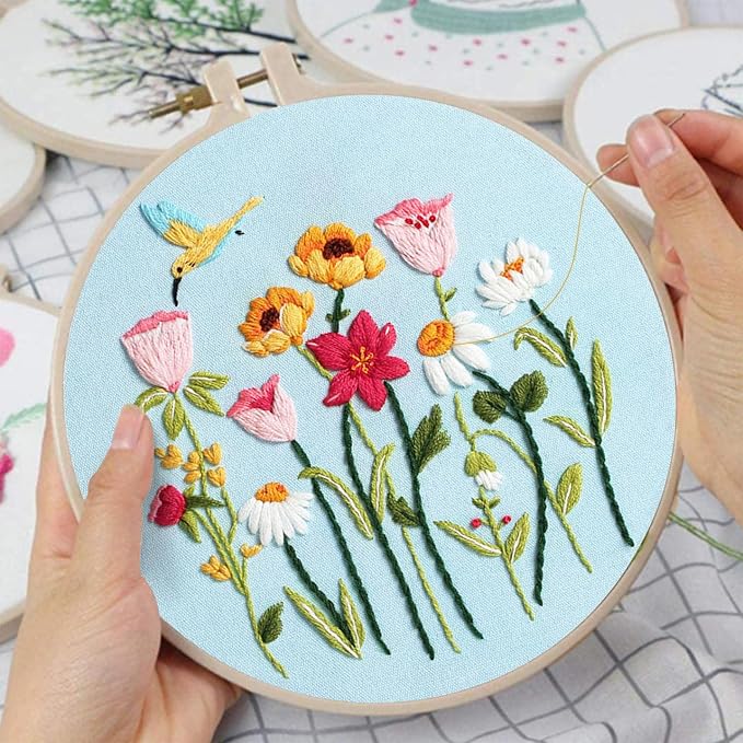 Louise Maelys Canvas Tote Bag Embroidery Kit, Hummingbird Floral Pattern