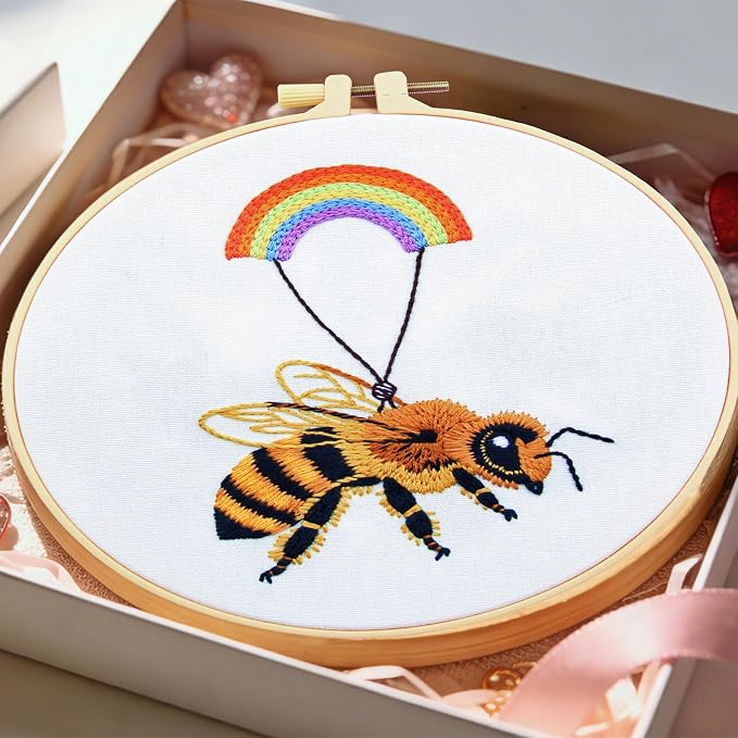 Crafmanoe Cute Bees Embroidery Kits for Beginners Adults, Hand Embroidery Starters Kits, Stamped Cross Stitch Kits DIY Needlepoint Kits for Beginners Adults, Embroidery Hoop, Thread and Video Tutorial