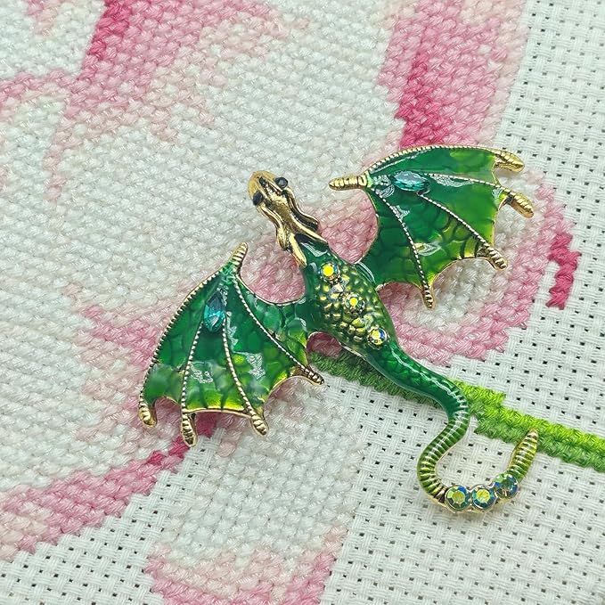 Large Dragon Needle Minder, Needle Minder Magnet, Magnetic Needle Nanny, Fantasy Needlework Accessories for Cross Stitch & Embroidery (Green)