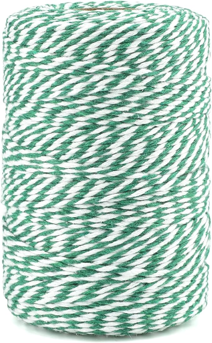 jijAcraft Green and White Twine, 656 Feet Christmas Bakers Twine, 2MM Heavy Duty Packing String for DIY Crafts, Christmas Decoration, Gift Wrapping