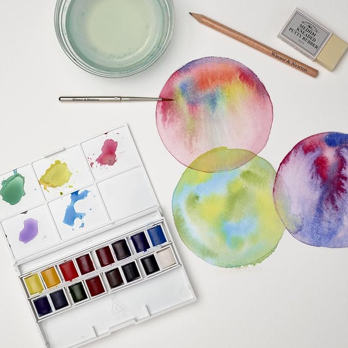 Winsor & Newton Cotman Watercolor Paint Set, 16 HP Deluxe Sketchers' Box | Introductory Watercolor made with Fine Art Pigments, Perfect for Beginners, Lightfast & Permanent, Good Tinting Strength