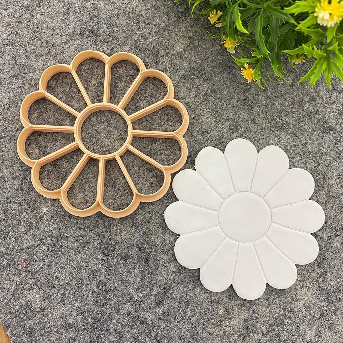 GOTO CLAY TOOLS Clay Trinket Dish Cutter for Polymer Clay, Daisy Flower Trinket Dish Cutter, 4 inch Length, Embossed Polymer Clay Cutters, Sharp Edge