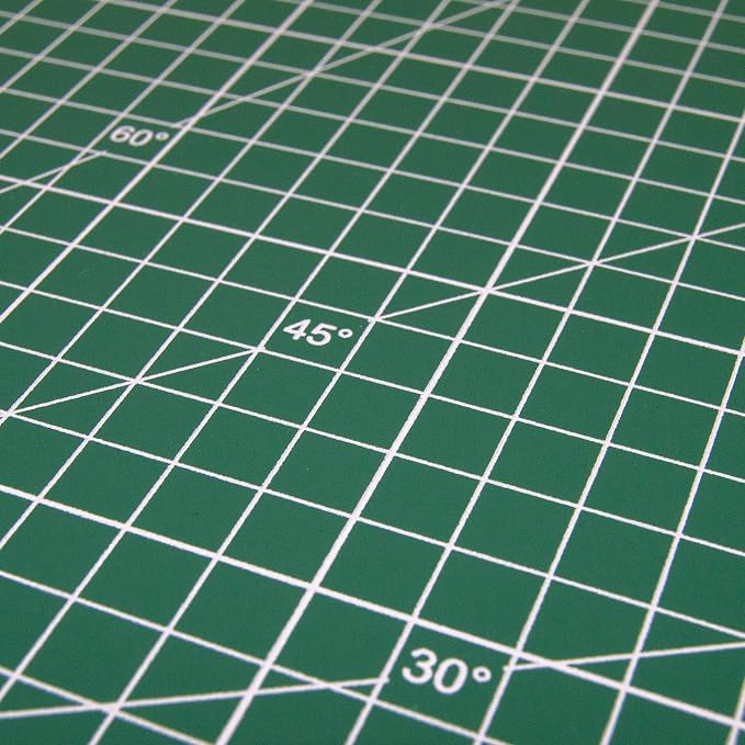 ELECTRONIX EXPRESS 5 Pack Metric 45cm x 30cm (17.71" x 11.81") Self-Healing Cutting Mat, Grid Lines Measure 40 cm x 25 cm, Green, 3mm Thick
