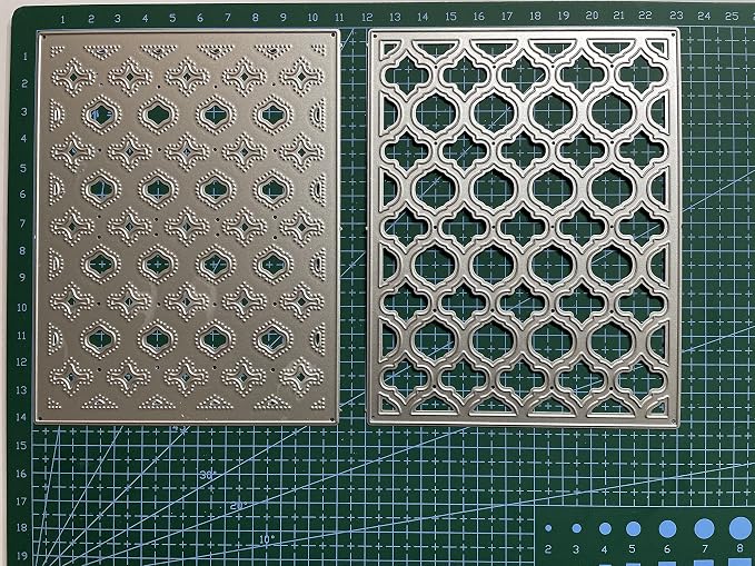 Cutting Dies 3D Backgrounds Frame Metal Stencils Scrapbooking Tools DIY Craft Embossing Template for Paper Card Making Album Arts Crafts Supplies (Four-Leaf Flowers Layering-22.4x14.4cm)