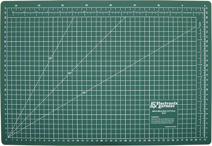 ELECTRONIX EXPRESS Self-Healing Cutting Mat 45cm x 30cm (17.71" x 11.81") with Grid Lines 40cm x 25cm, 3mm Thick, Metric Measurements, Angle Guides, Green