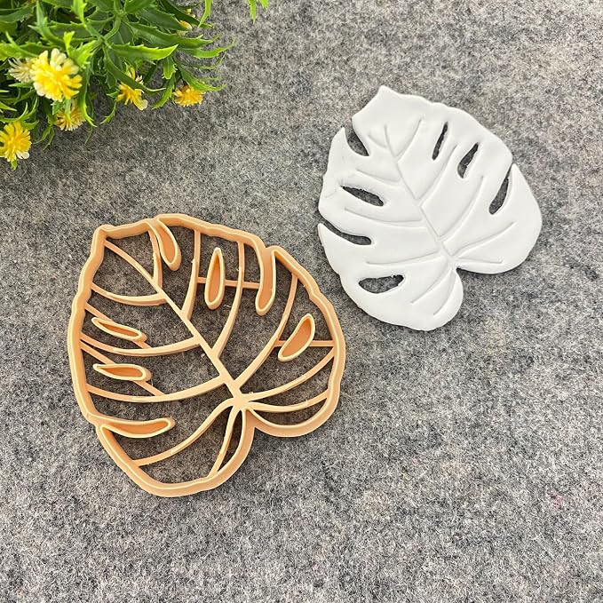 GOTO CLAY TOOLS Trinket Dish Cutter for Polymer Clay, Monstera Leaf Trinket Dish Cutter, 4 inch Length, Embossed Polymer Clay Cutters, Monstera
