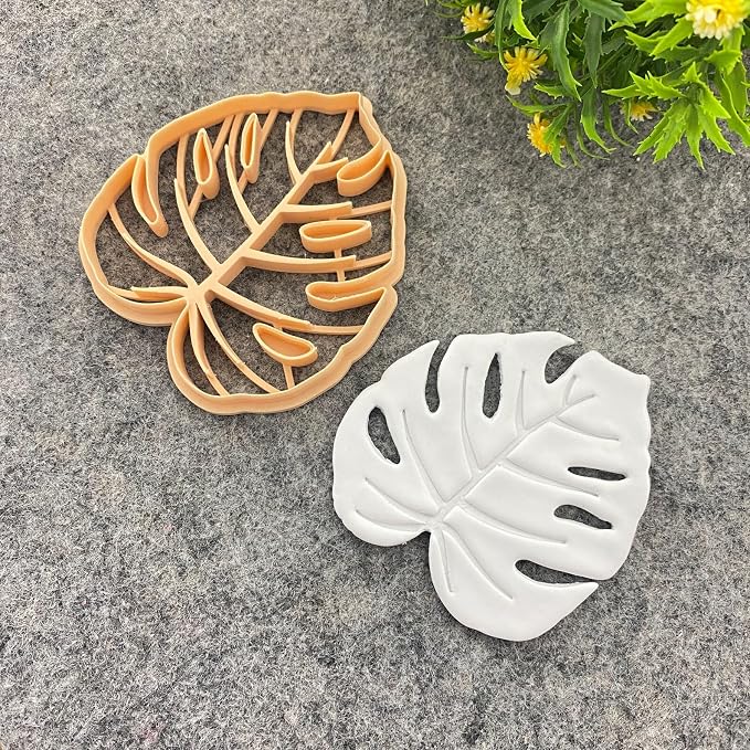 GOTO CLAY TOOLS Trinket Dish Cutter for Polymer Clay, Monstera Leaf Trinket Dish Cutter, 4 inch Length, Embossed Polymer Clay Cutters, Monstera