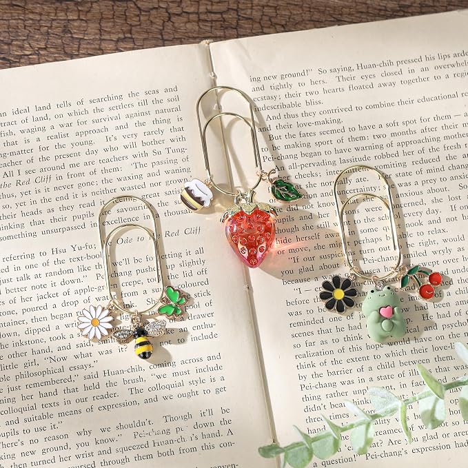 Cute Paperclip Bookmark Gift - 3 PCs Charm Strawberry Book Mark