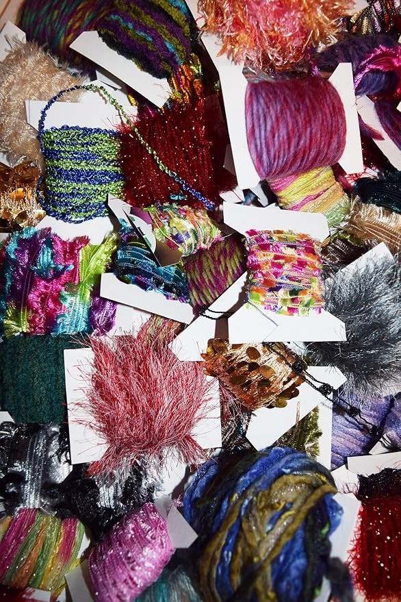 300 Yards 30 Colors Fiber for Embellishments Novelty Yarn Grab Bag for Scrapbooking, Knit/Crochet, Felting, Jewelry Making
